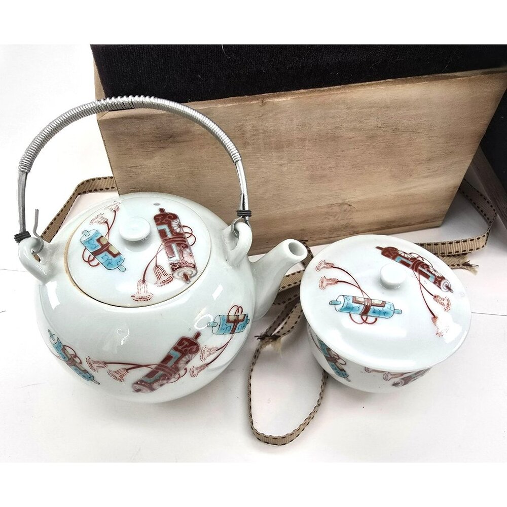 Vintage Chinese Porcelain Teapot & Lidded Bowl Set Bird Motif Wooden Box JE257
